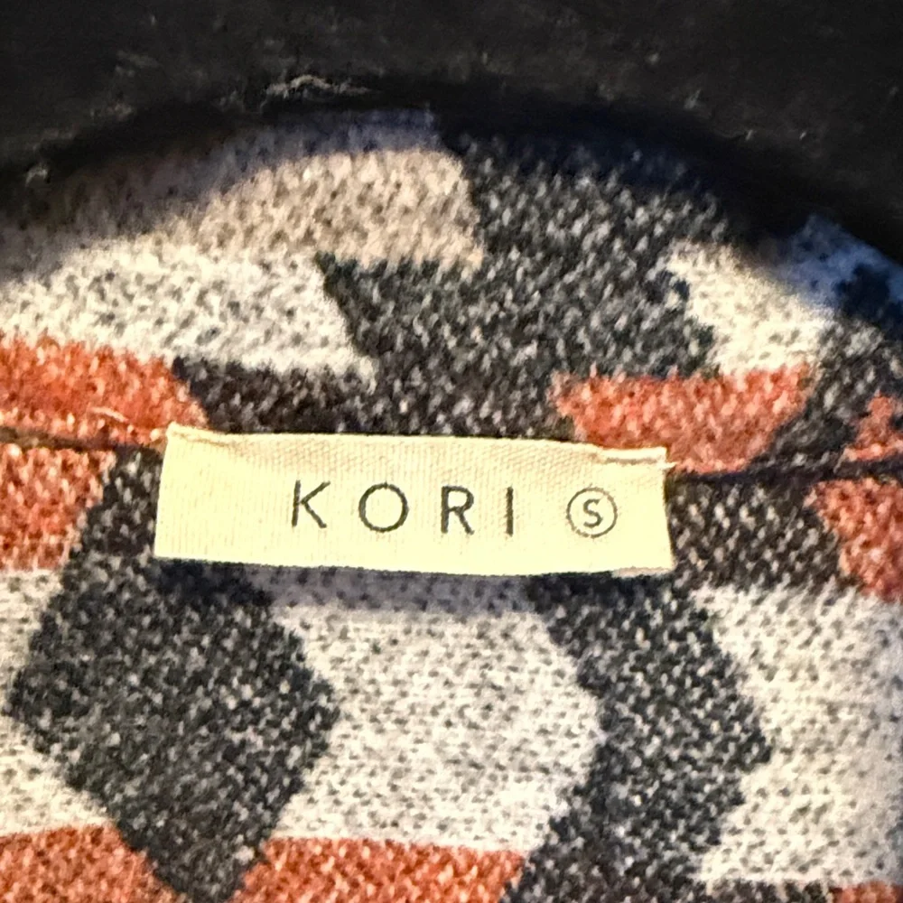 Aztec Patterned Shacket - Picture 2 of 6